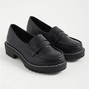 Torrid 10 (WW) Chunky Lug Loafer